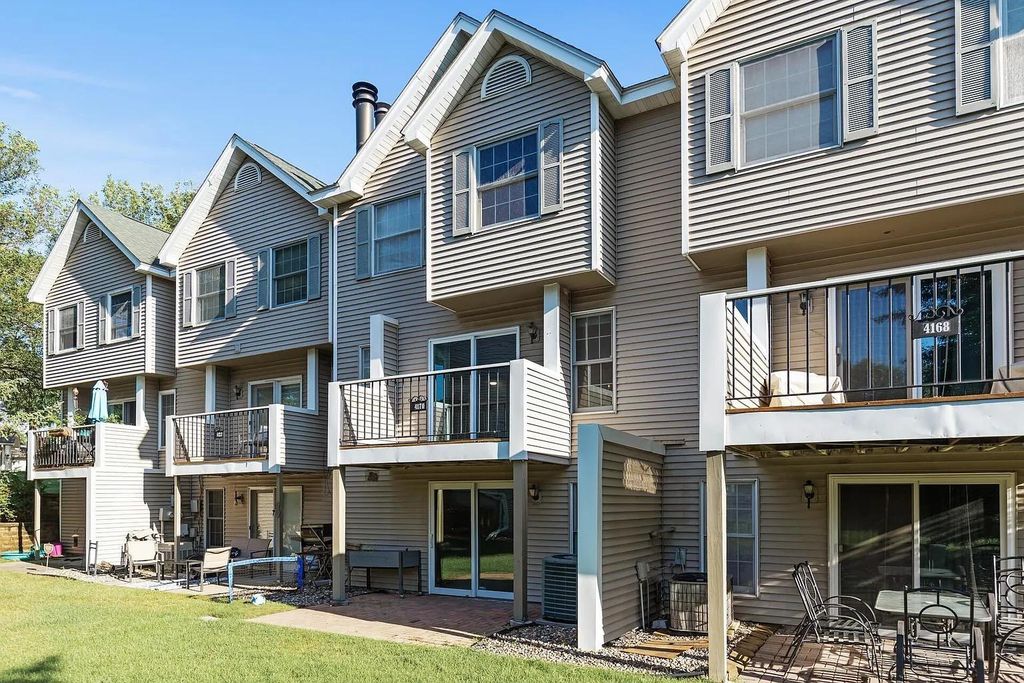 4172 Knob Circle 113, Eagan, MN 55122