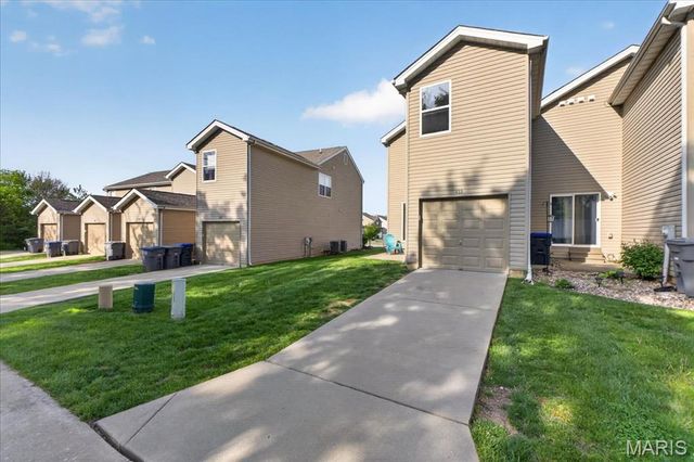 463 Wild Oak Drive, O'fallon, MO 63368