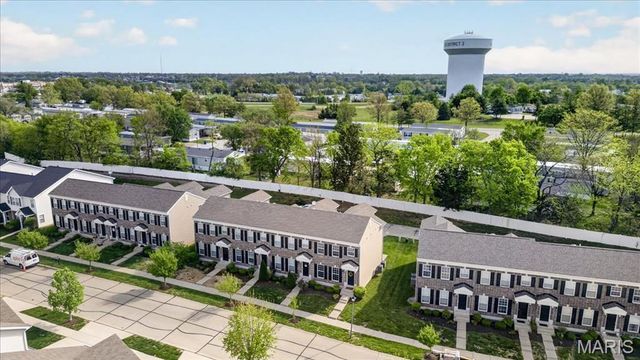 463 Wild Oak Drive, O'fallon, MO 63368