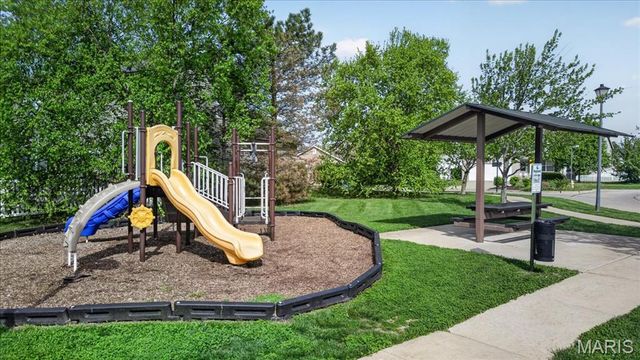 463 Wild Oak Drive, O'fallon, MO 63368