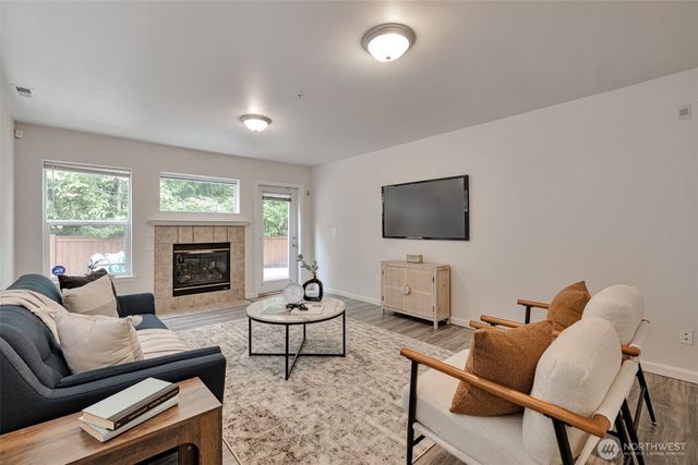 20454 137th Avenue SE, Kent, WA 98042