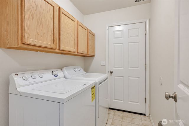 20454 137th Avenue SE, Kent, WA 98042