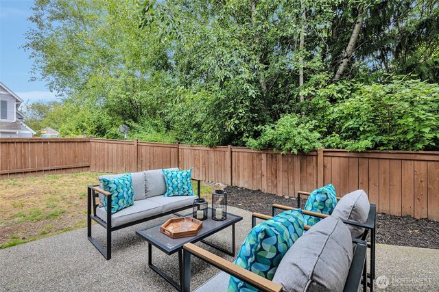 20454 137th Avenue SE, Kent, WA 98042