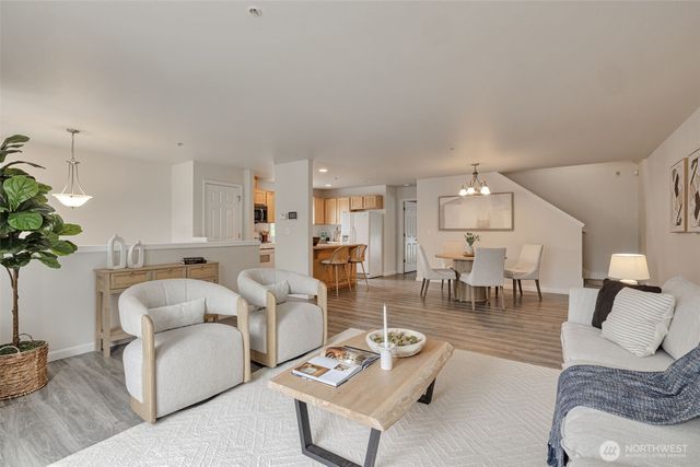 20454 137th Avenue SE, Kent, WA 98042
