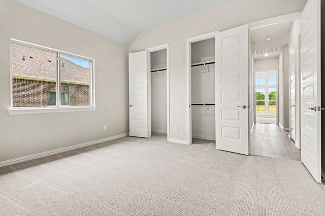 1913 Barrix Lane, Desoto, TX 75115