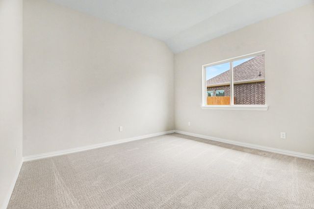 1913 Barrix Lane, Desoto, TX 75115