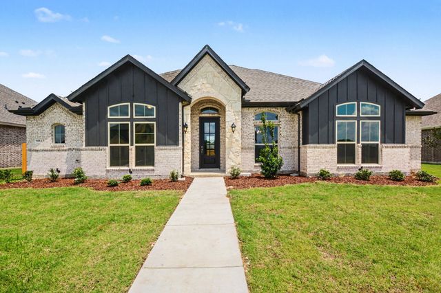 1913 Barrix Lane, Desoto, TX 75115