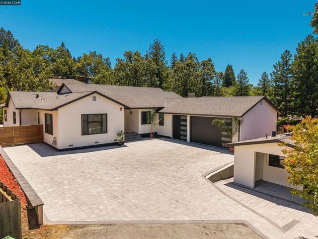 1080 Scots Ln, Walnut Creek, CA 94596