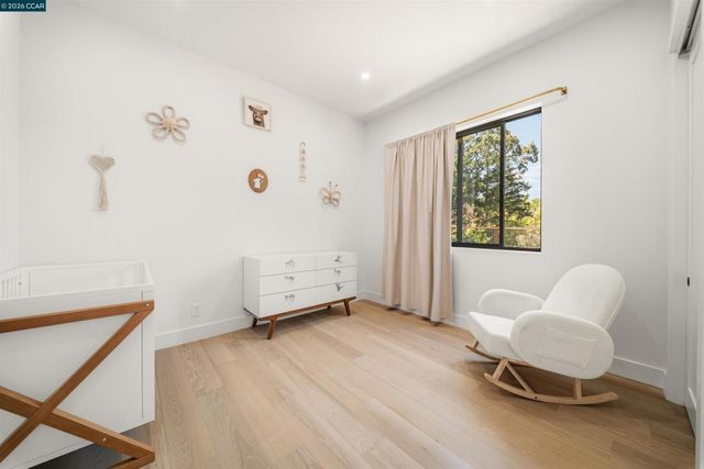 1080 Scots Ln, Walnut Creek, CA 94596