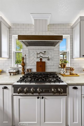 960 San Adriano Court, San Luis Obispo, CA 93405