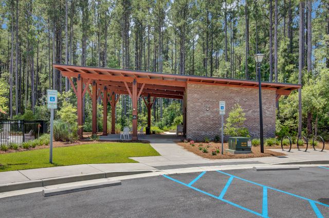 492 Rowley Lane, Summerville, SC 29486