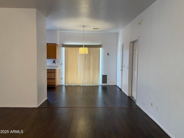 573 S Meadowood Lane, Sierra Vista, AZ 85635