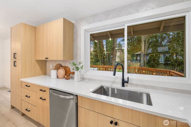 13018 NE 134th Place, Kirkland, WA 98034