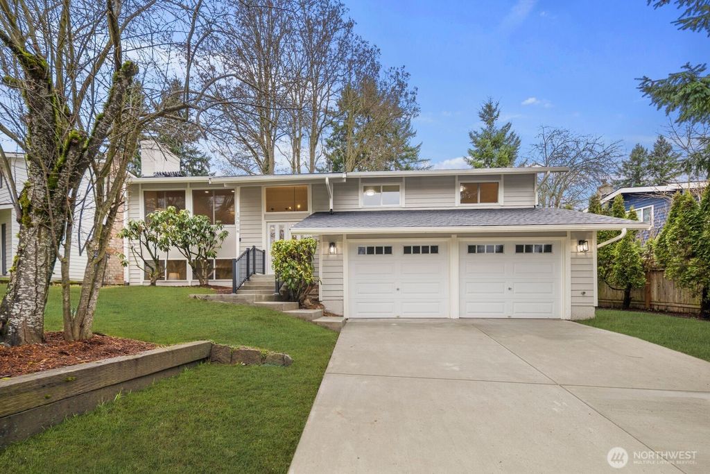 13018 NE 134th Place, Kirkland, WA 98034