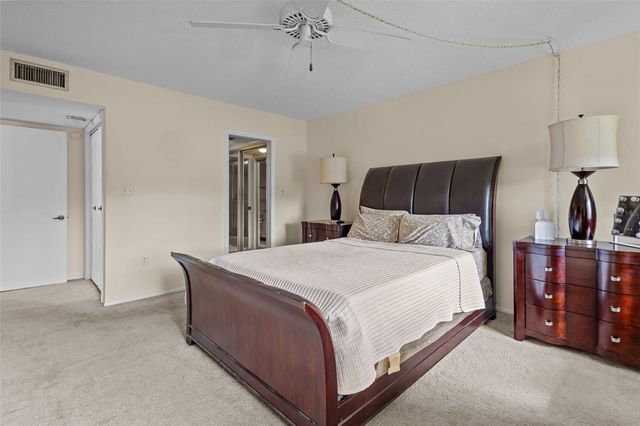 1009 PEARCE DRIVE 206, Clearwater, FL 33764