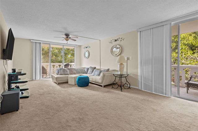 1009 PEARCE DRIVE 206, Clearwater, FL 33764