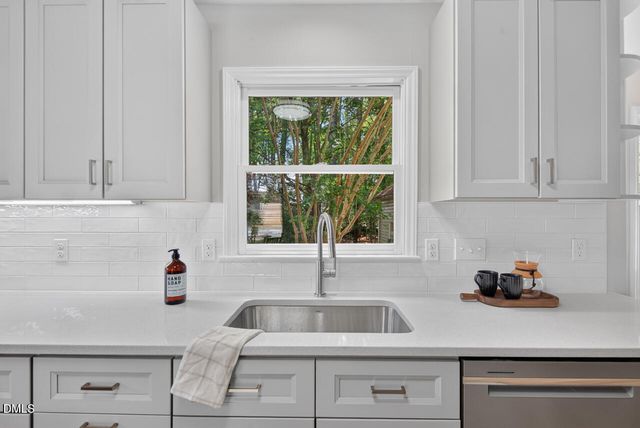307 Berryhill Drive, Carrboro, NC 27510