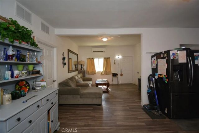 185 N Scovell, San Jacinto, CA 92583