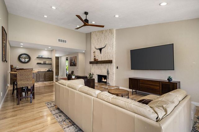 44846 Oro Grande Circle, Indian Wells, CA 92210