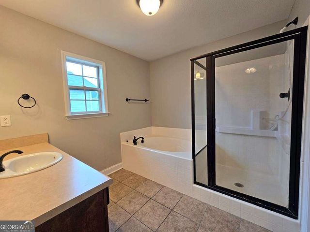 3648 Druid Oaks Drive, Valdosta, GA 31605