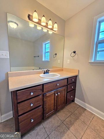 3648 Druid Oaks Drive, Valdosta, GA 31605