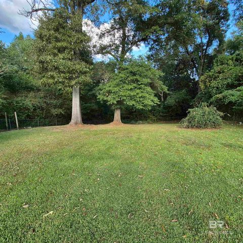 105 Elizabeth Street, Evergreen, AL 36401