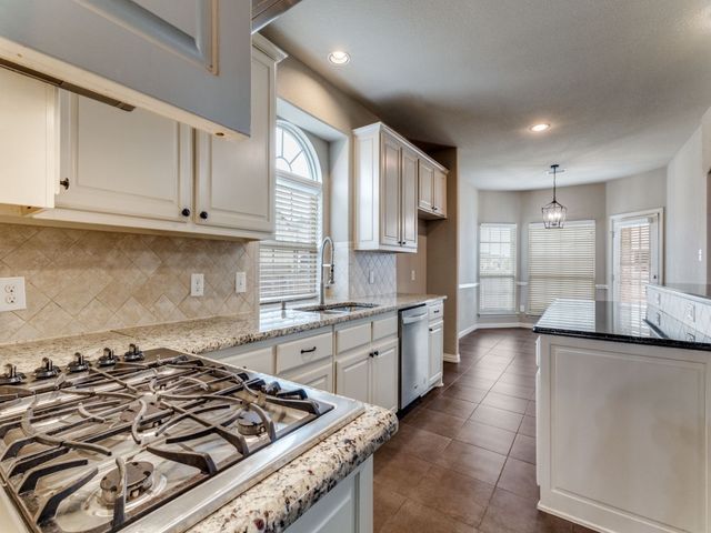 1428 Soaptree Lane, Fort Worth, TX 76177