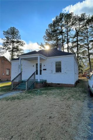 805 Chestnut ST, Franklin, VA 23851