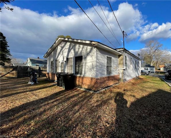 805 Chestnut ST, Franklin, VA 23851