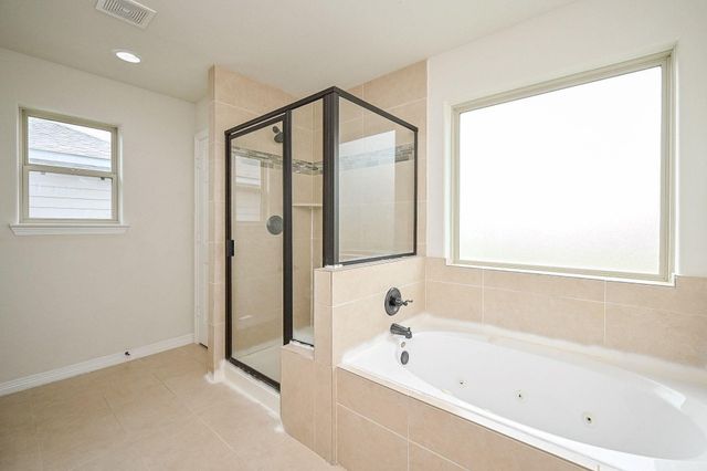 7202 Foxmoor Lake Court, Humble, TX 77338