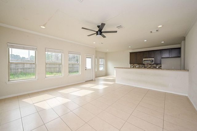 7202 Foxmoor Lake Court, Humble, TX 77338