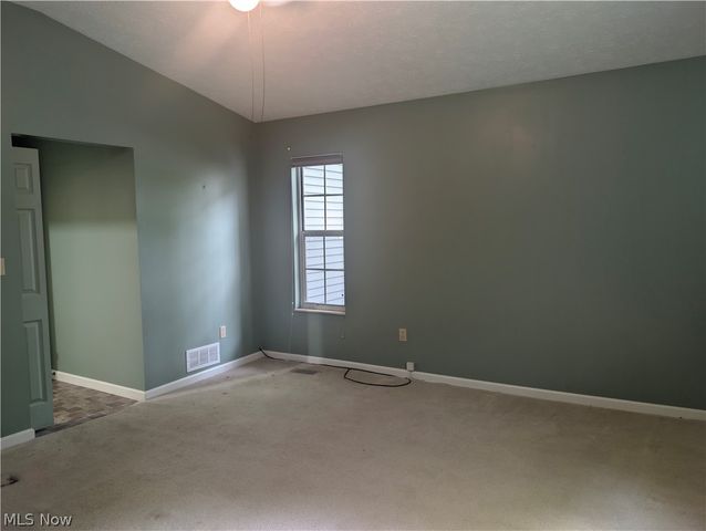 3352 Brookside Lane, Cuyahoga Falls, OH 44223