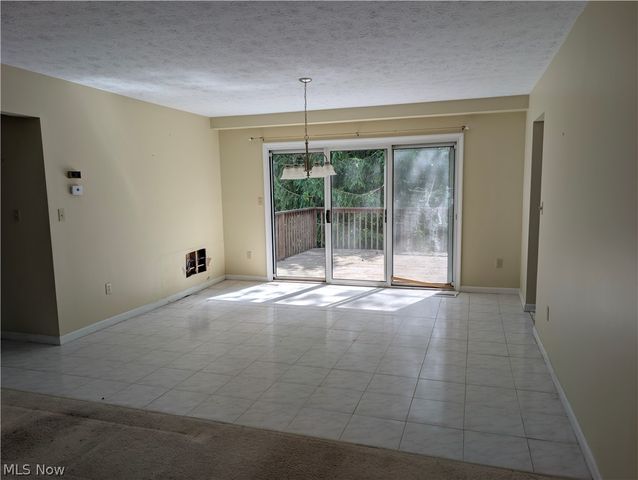 3352 Brookside Lane, Cuyahoga Falls, OH 44223