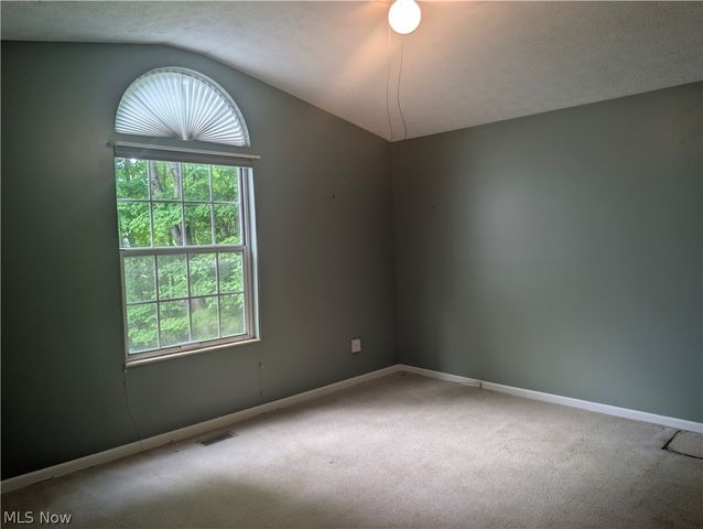 3352 Brookside Lane, Cuyahoga Falls, OH 44223