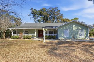 6090 W Woodside Circle, Crystal River, FL 34429