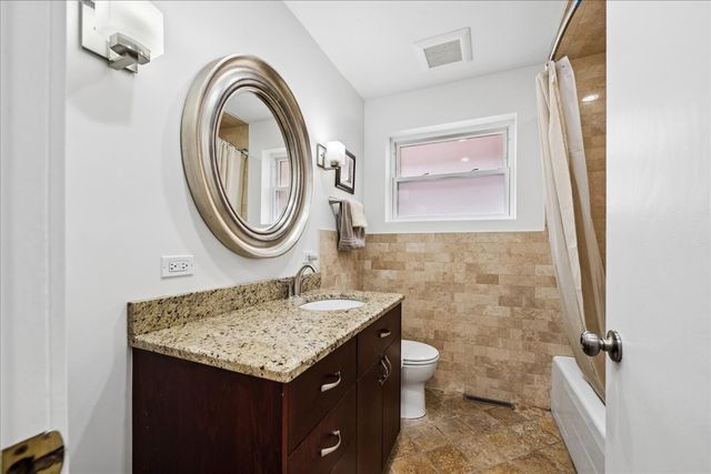 4211 N Melvina Avenue, Chicago, IL 60634