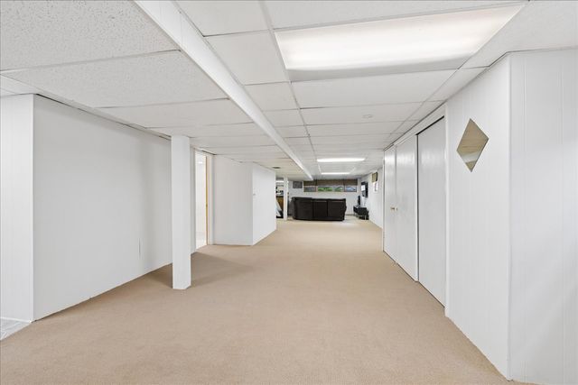 4211 N Melvina Avenue, Chicago, IL 60634