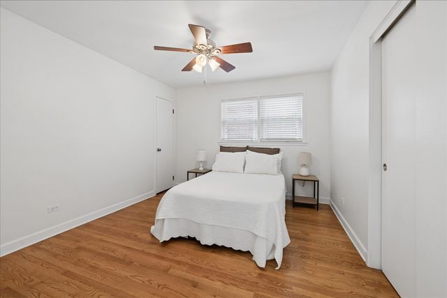 4211 N Melvina Avenue, Chicago, IL 60634