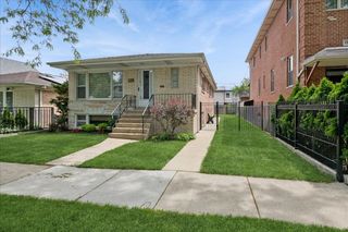 4211 N Melvina Avenue, Chicago, IL 60634