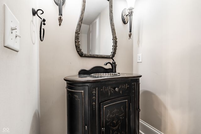 10470 Roxley, Carmel, IN 46032