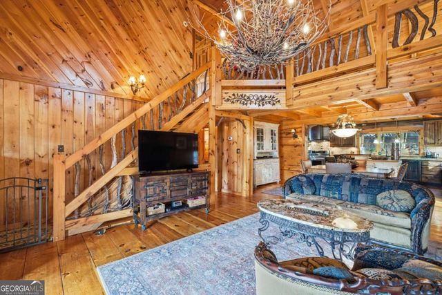 246 Adams Circle, Mineral Bluff, GA 30559