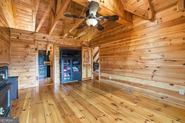 246 Adams Circle, Mineral Bluff, GA 30559