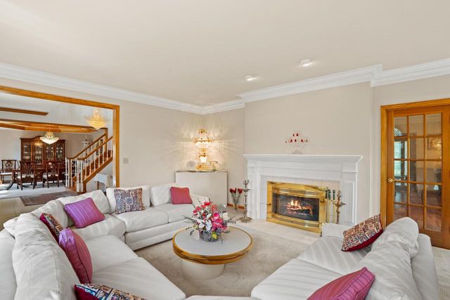 5623 River Hills ROAD, Racine, WI 53402