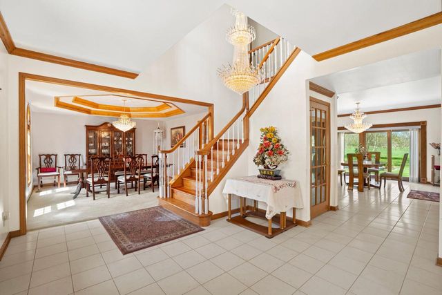 5623 River Hills ROAD, Racine, WI 53402