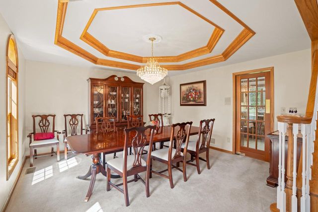5623 River Hills ROAD, Racine, WI 53402