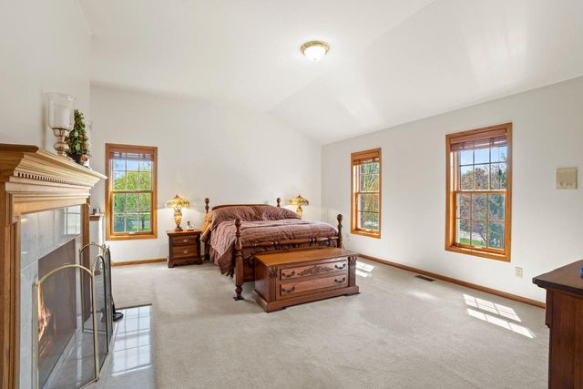 5623 River Hills ROAD, Racine, WI 53402