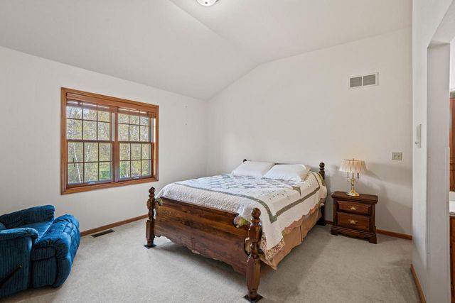5623 River Hills ROAD, Racine, WI 53402