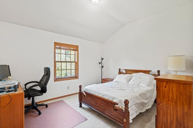 5623 River Hills ROAD, Racine, WI 53402