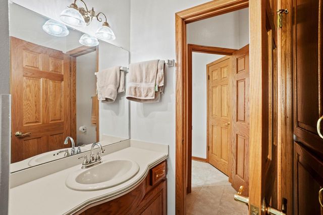 5623 River Hills ROAD, Racine, WI 53402