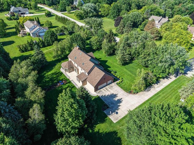 5623 River Hills ROAD, Racine, WI 53402